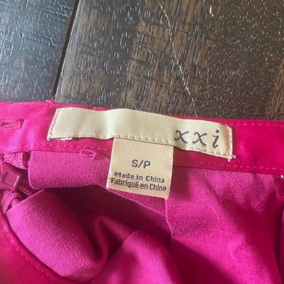 Y2K Pink Mini Skirt - Picture 6 of 11